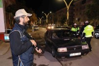 Aksaray'da Polis Uzun Namlulu Silahlarla 'Sok' Uygulama Yapti