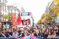 Fransa'da Hayat Pahaliligi Protestosu