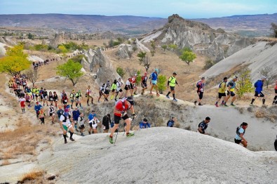 Kapadokya'nin Kalbi Hafta Sonu Ultra-Trail Kosusu Için Atti