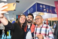 Baskan Büyükkiliç Kitap Fuari'nda Kitapseverlerle Bulustu