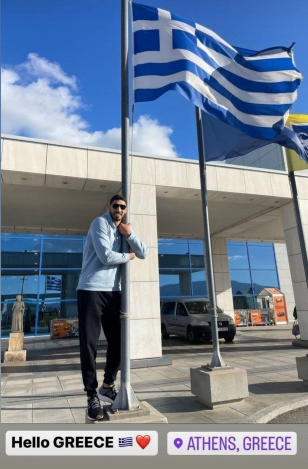 FETÖ'cü Enes Kanter, Yunan direğine sarıldı
