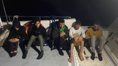 Bodrum'da 5 Düzensiz Göçmen Kurtarildi