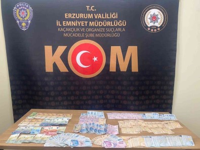 FETÖ Yapilanmasina 59 Ilde 704 Süpheliye Es Zamanli Gazi Turgut Aslan Operasyonu