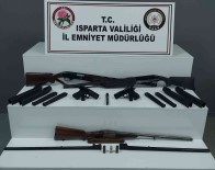 Isparta'da Kaçakçilik Operasyonlarinda 25 Süpheli Hakkinda Adli Islem Baslatildi