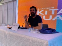 Serdar Tuncer Okurlariyla Bulustu