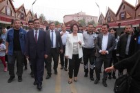 Yesilçam'in Usta Ismi Hülya Koçyigit Batman'da Sevenleri Ile Bulustu