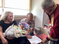 30 Yil Önce Bosandilar, Hastanede Tekrar Evlendiler