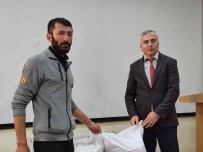 Ardahanli Çiftçilere Kavilca Bugdayi Tohumu Ve Ari Kovani Dagitildi