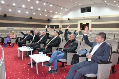 Egitim Bursu 500 Liraya Yükseltildi