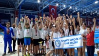 Genç Yüzücüler Bölge Müsabakasina Katilacak