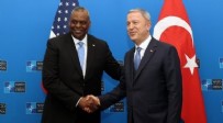 Milli Savunma Bakanı Akar, ABD'li mevkidaşı ile görüştü!