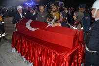 Sehit Baybörü'nün Naasi Ankara'ya Ugurlandi