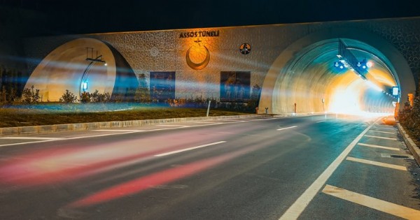 Bakan Karaismailoğlu son rakamları paylaştı! Bir haftada 53 bin araç kullandı: Yolculuklar konfora dönüştü!