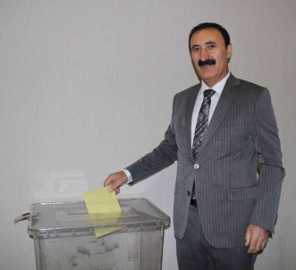 Baskan Süer Güven Tazeledi
