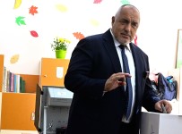 Bulgaristan'da Sandik Çikis Anketine Göre, GERB Genel Seçimleri Ilk Sirada Bitirdi