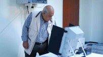 Bulgaristan Seçimleri Için Sandiga Gittiler Açiklamasi Ilk Kez Elektronik Oylama Gerçeklestiriliyor