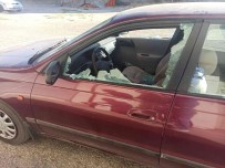 Park Halindeki Otomobile Ates Edildi