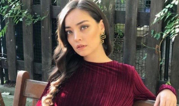 Güzel oyuncunun yeni projesi belli oldu