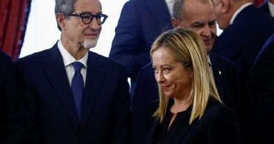 İtalya'da Meloni hükümeti kurma görevini aldı!