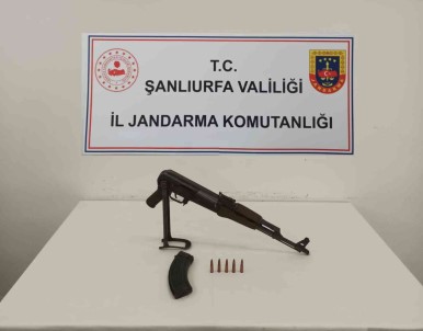 Sanliurfa'da Silah Kaçakçiligi Operasyonunda 5 Gözalti