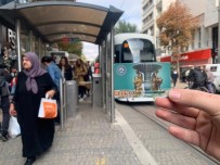 'Türkiye Kart' Uygulamasina 65 Yas Üstü Vatandaslardan Tam Destek