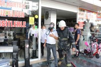 Antalya'da AVM'de Yangin Panigi