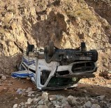 Iliç'te Kamyonet Sarampole Uçtu Açiklamasi 1 Yarali