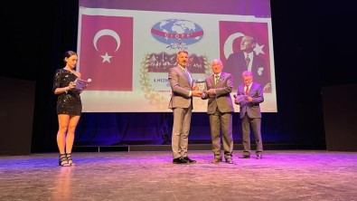 Dünyanin En Iyi 'Geleneksel Sanatlara Hizmet' Ödülü Sivrihisar'in