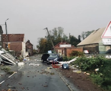 Fransa'da Hortum Açiklamasi 1 Yarali