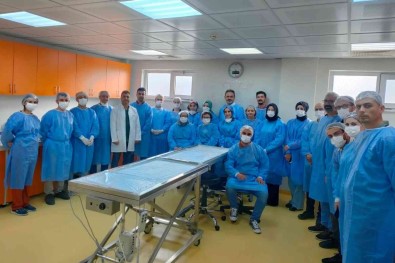 BAÜN'de Deney Hayvanlari Egitim Programi Tamamlandi