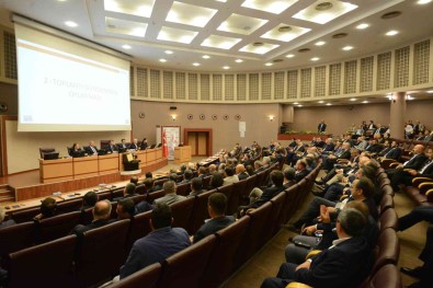 Baskan Burkay Açiklamasi 'TOGG, Otomotiv Endüstrimizin Gelecegine Yön Verecek'