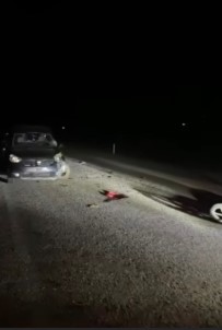 Çanakkale'de Otomobil Ile Motosiklet Kafa Kafa Çarpisti Açiklamasi  1 Ölü