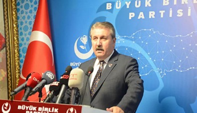 Destici'den başörtüsü düzenlemesiyle ilgili dikkat çeken açıklama: İYİ Parti referandumu destekleyecektir