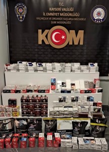 Kayseri'de Kaçak Tütün Operasyonu Açiklamasi 5 Gözalti