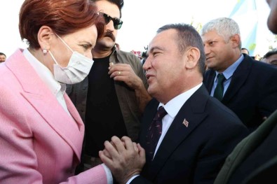 Aksener'den Baskan Böcek'e Övgü
