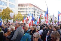 Çekya'da Rusya'ya Yapilan Yaptirimlar Protesto Edildi