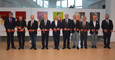 Cumhuriyet Sergisi’ni KKTC Cumhurbaşkanı Tatar açtı