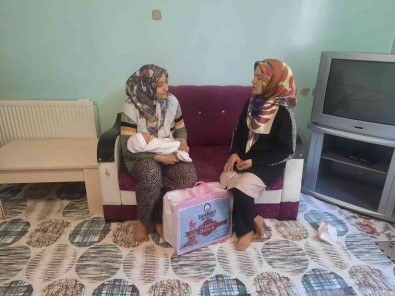 Sahinbey'de 154 Bini Askin Bebege ''Hos Geldin'' Hediyesi Verildi