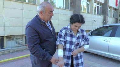 Üniversiteli Genç Kiz Dehseti Yasadi