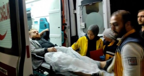 Kocaeli'de düğünde dehşet! 3 kişi bıçaklandı: Görüntüler ortaya çıktı...