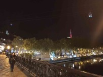 Tiflis Televizyon Kulesi, Türk Bayraginin Renkleriyle Aydinlatildi