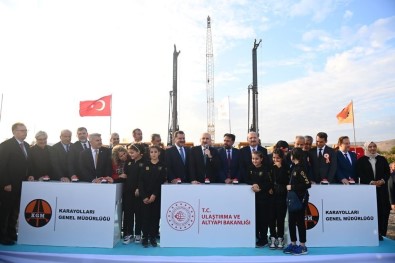 Balikesir Geçisini 5 Dakikaya Düsürecek Kuzeybati Çevreyolu'nun Temeli Törenle Atildi