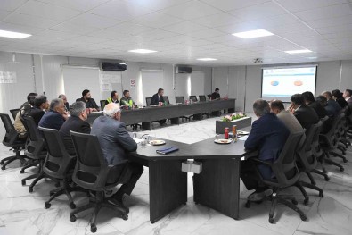 Baskan Büyükkiliç'tan Rayli Sistem Toplantisi