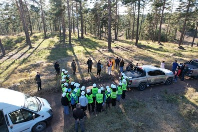 ÇAKÜ Orman Mühendisligi Bölümü Ögrencilerinden Alan Çalismalari