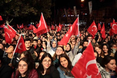 Denizli'de 7'Den 70'E Cumhuriyet Coskusu