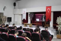 Erkek Ögrencilere, Kadina Yönelik Siddetle Mücadele Egitimi Verildi