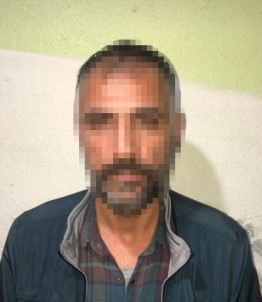 Hirsizliktan Araniyordu, Çalinti Motosiklet Ve Uyusturucu Ile Yakalandi