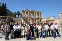 100 Yas Evi Sakinlerine Kültür Turu