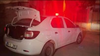 Bursa'da Çalinti Araçla Polisten Kaçti Açiklamasi 30 Kilometre Sonra Aracin Altinda Kiskivrak Yakalandi