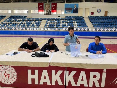 Hakkari'de Kuralar Çekildi